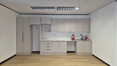 Cullinan Office Park, 2 Cullinan Close, Morningside - Left Wing Brown (5)